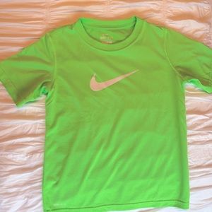 Nike Boys T-Shirt (X-Small)